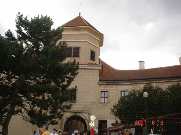 Telc04.jpg